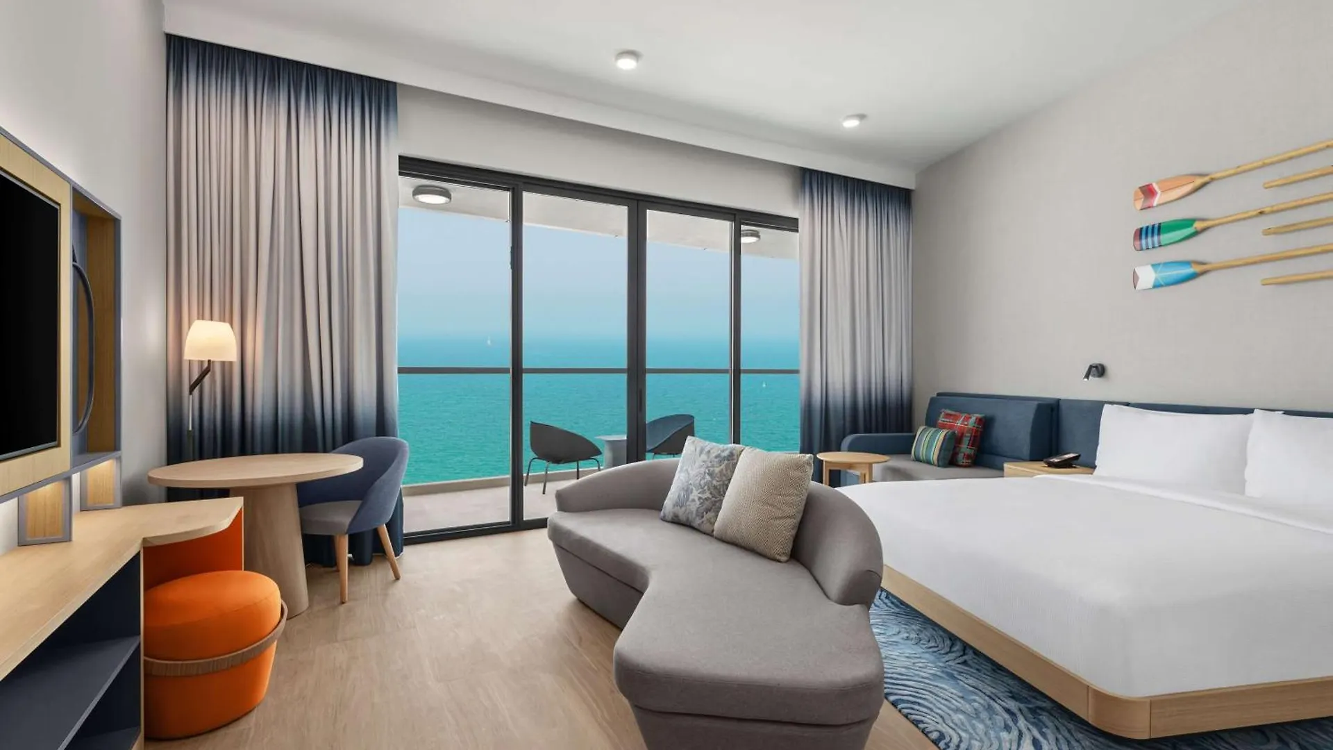Отель Hampton By Hilton Marjan Island Рас-эль-Хайма